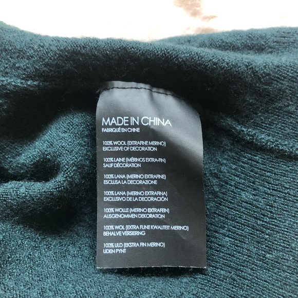 Club Monaco green sweater 100% wool medium size - Picture 5 of 7